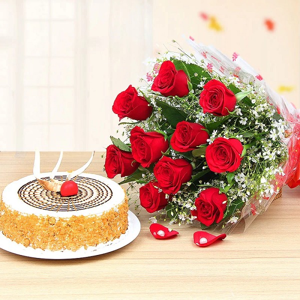 Red Roses and Butterscotch Cake image